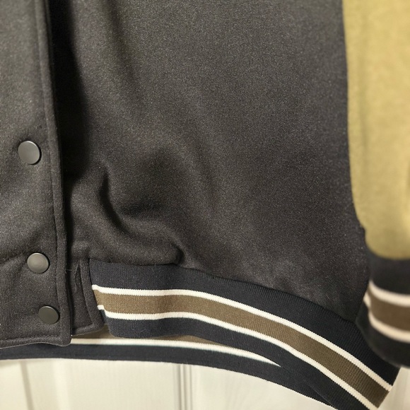 Color block Letter Patched Drop Shoulder Varsity Jacket - Never Worn - Size M - Picture 8 of 13